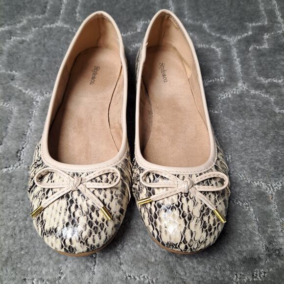 Style&Co Beige Snakeskin Ballet Flats WOMENS SIZE 6M casual slip ons coquette - Picture 3 of 8